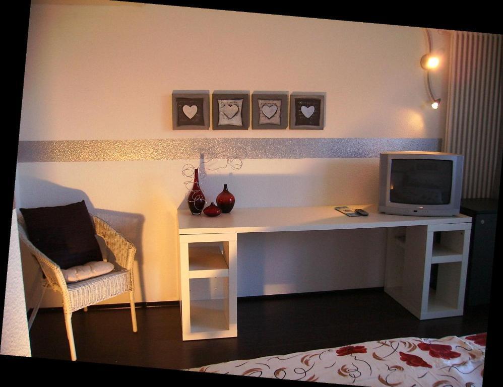 Hotel Garni Battello Melide Kamer foto
